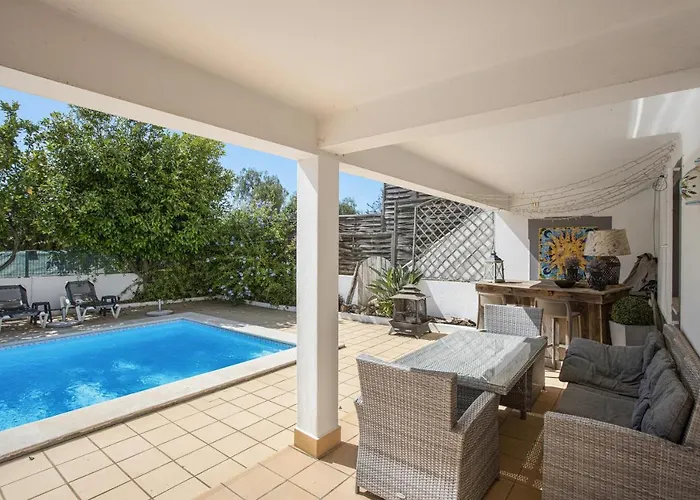 ヴィラ Casa Rosina *