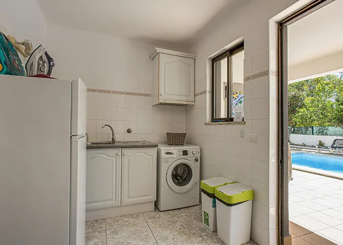 فيلة Casa Rosina